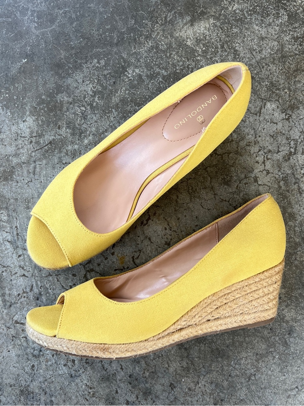 Bandolino Womens Espadrille Wedge Sandals Yellow Canvas Peep Toe Size 7.5 M